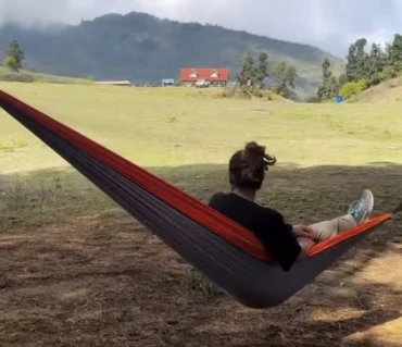 Srizana Sizzu enjoying Langtang Gear premium hammock